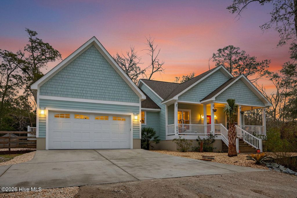 2706 Sea Vista Drive SW, Supply, NC 28462