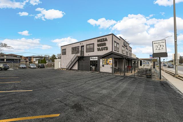 6906-6908 111th Street, Worth, IL 60482