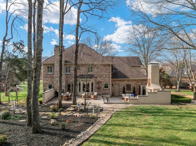 9422 Berkshire Ct, Brentwood, TN 37027