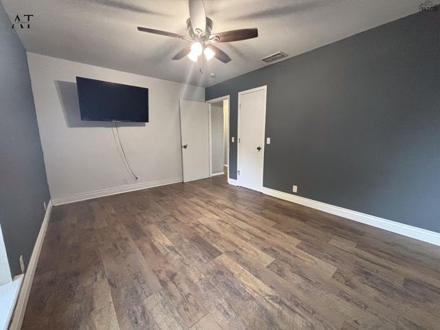 1302 DANBERRY STREET, Burkburnett, TX 76354