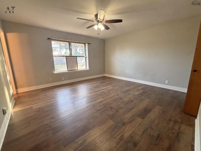 1302 DANBERRY STREET, Burkburnett, TX 76354