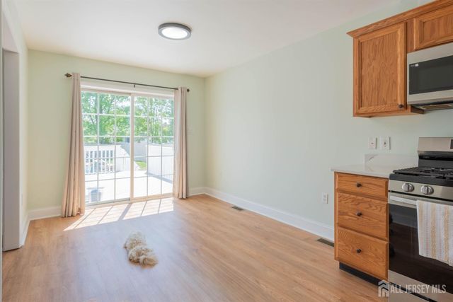 5 Sherman Street, Jamesburg, NJ 08831