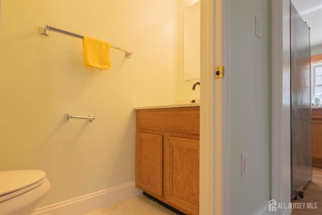 5 Sherman Street, Jamesburg, NJ 08831