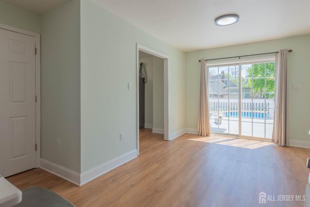 5 Sherman Street, Jamesburg, NJ 08831