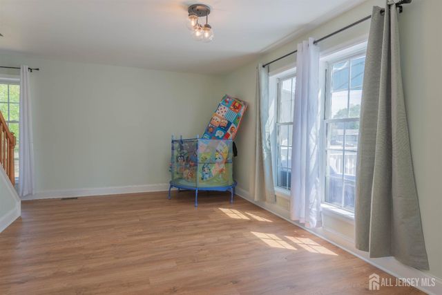 5 Sherman Street, Jamesburg, NJ 08831