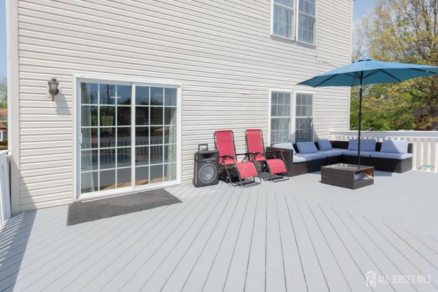 5 Sherman Street, Jamesburg, NJ 08831