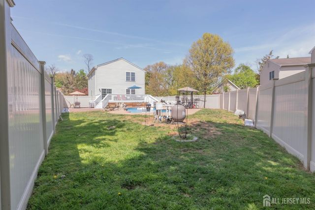 5 Sherman Street, Jamesburg, NJ 08831