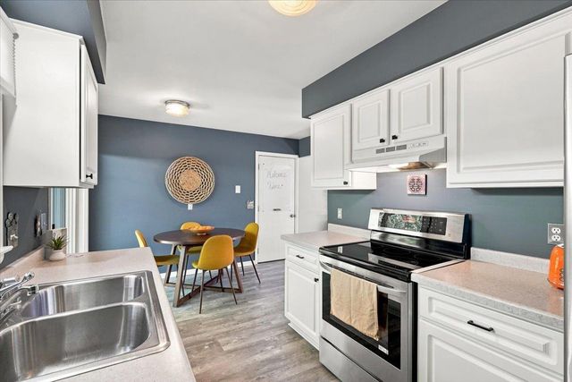 2010 Cameron Drive, Madison, WI 53711