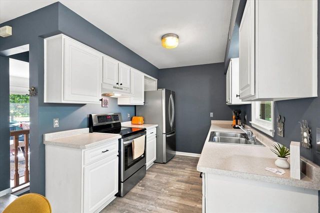 2010 Cameron Drive, Madison, WI 53711