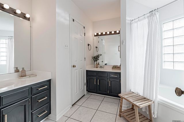 3755 Merritt Anne Dr, Baton Rouge, LA 70816