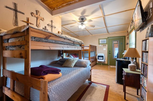 19019 FM 470, Tarpley, TX 78883