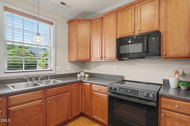 2719 Andover Glen Road, Raleigh, NC 27604