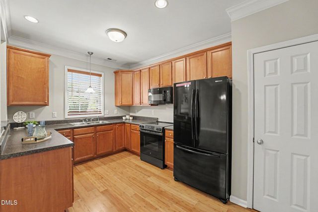 2719 Andover Glen Road, Raleigh, NC 27604