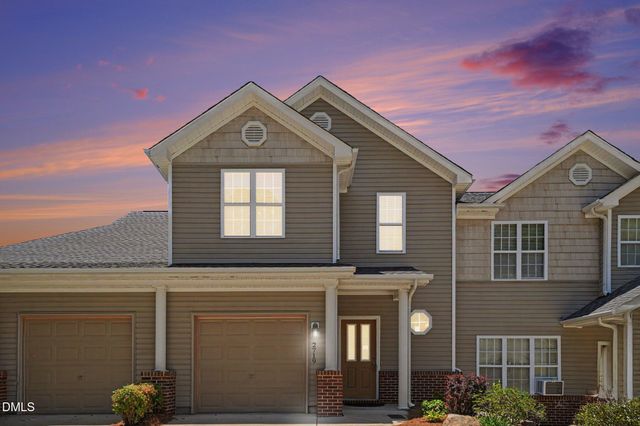 2719 Andover Glen Road, Raleigh, NC 27604
