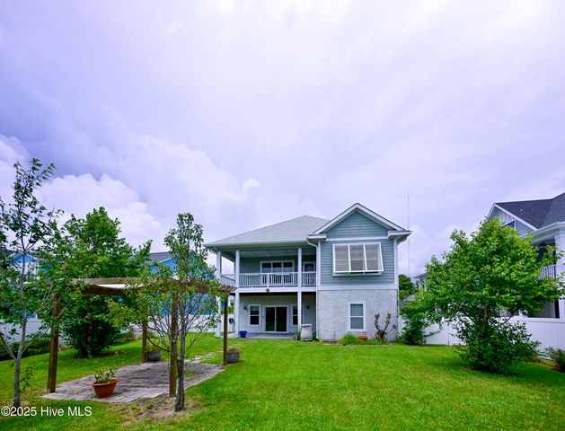 574 Moss Lake Lane, Holly Ridge, NC 28445