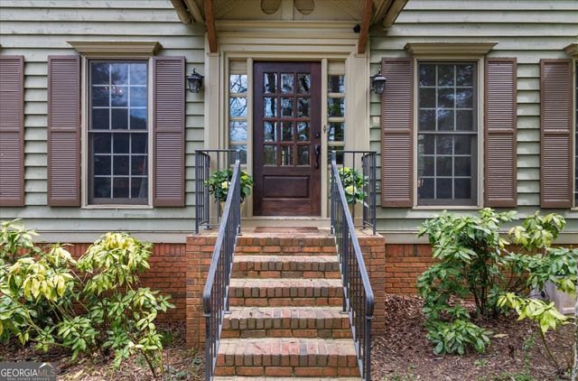 12493 Charlotte Drive, Alpharetta, GA 30004