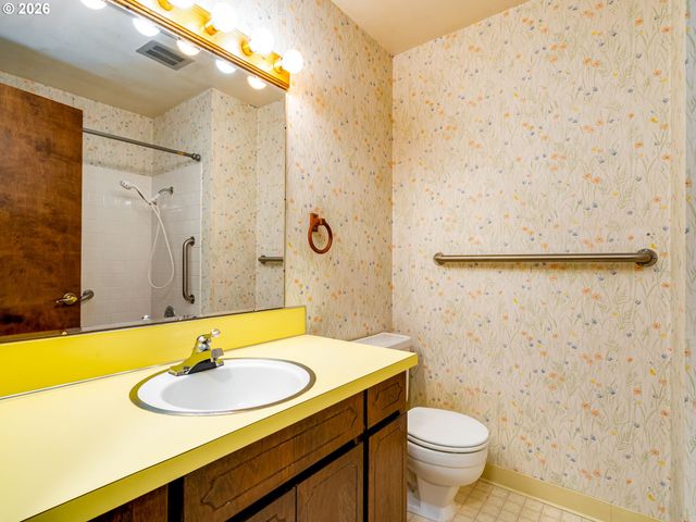 12711 Nw 36TH Ave, Vancouver, WA 98685
