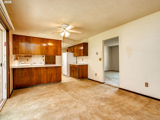 12711 Nw 36TH Ave, Vancouver, WA 98685