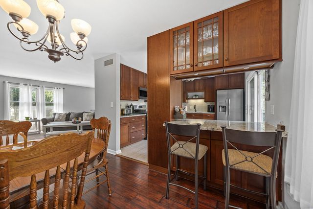 808 South Road, Lisle, IL 60532