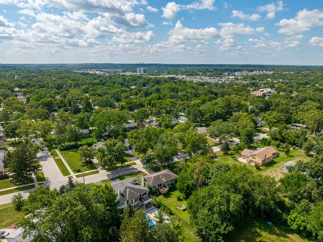 808 South Road, Lisle, IL 60532