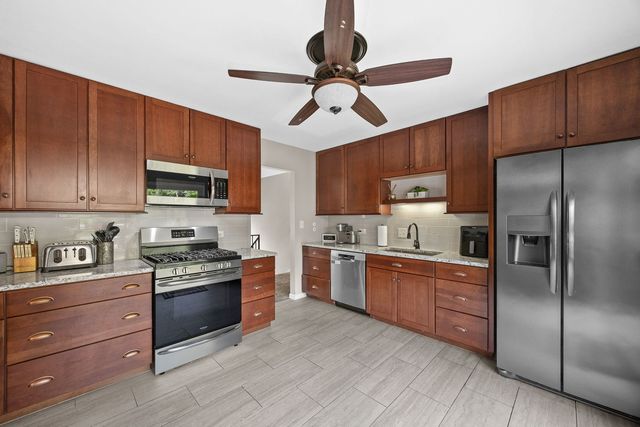 808 South Road, Lisle, IL 60532