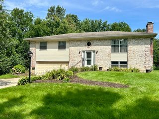 808 South Road, Lisle, IL 60532