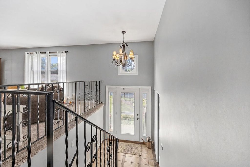 808 South Road, Lisle, IL 60532 — photo 2