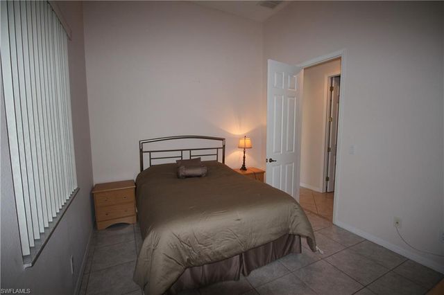 4213 SW 14TH PL, Cape Coral, FL 33914