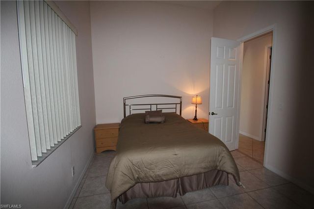 4213 SW 14TH PL, Cape Coral, FL 33914