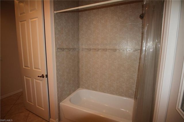 4213 SW 14TH PL, Cape Coral, FL 33914