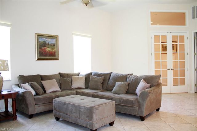 4213 SW 14TH PL, Cape Coral, FL 33914