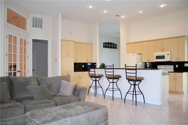 4213 SW 14TH PL, Cape Coral, FL 33914