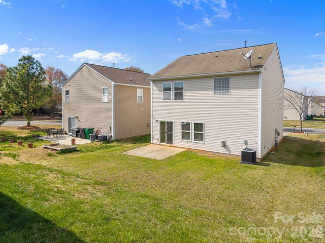 9006 Corey Common Avenue, Charlotte, NC 28216