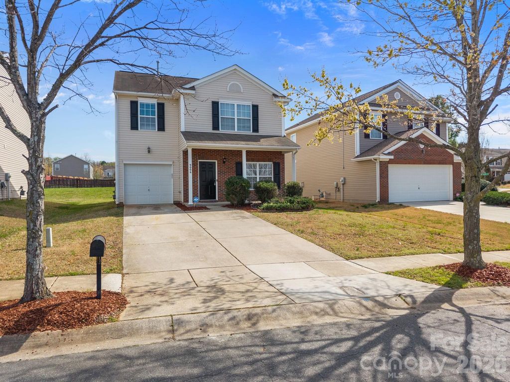 9006 Corey Common Avenue, Charlotte, NC 28216
