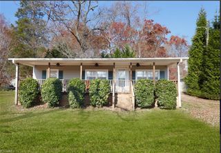 531 Lake Shore Avenue, Lexington, NC 27292