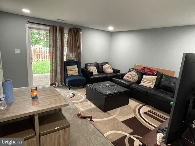 4612 CENTRAL PARK DR, Woodbridge, VA 22193