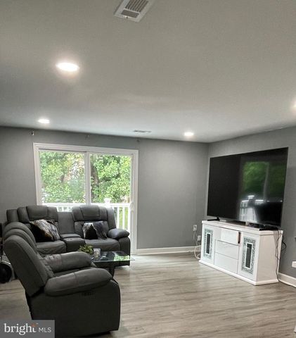 4612 CENTRAL PARK DR, Woodbridge, VA 22193