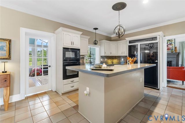 5346 Pole Green Rd, Mechanicsville, VA 23116