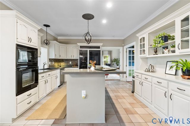 5346 Pole Green Rd, Mechanicsville, VA 23116
