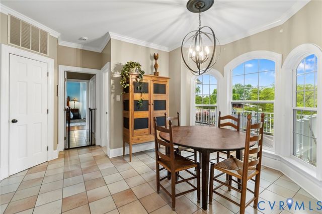 5346 Pole Green Rd, Mechanicsville, VA 23116