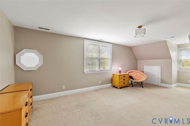 5346 Pole Green Rd, Mechanicsville, VA 23116