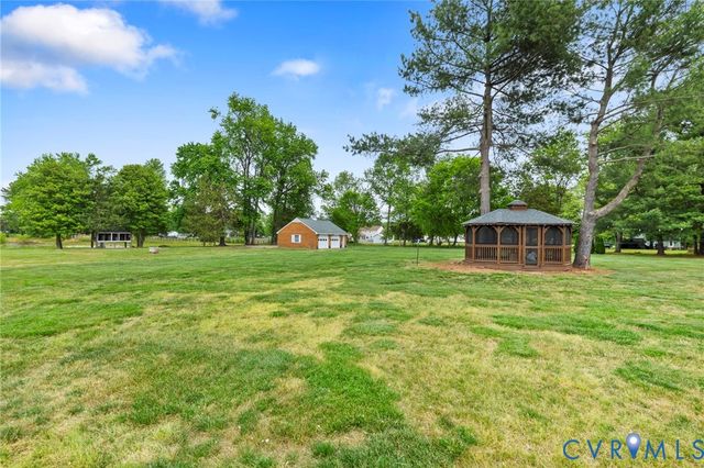 5346 Pole Green Rd, Mechanicsville, VA 23116
