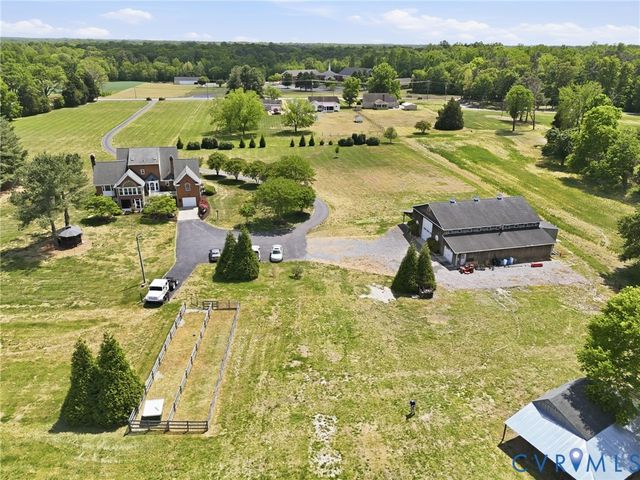 5346 Pole Green Rd, Mechanicsville, VA 23116
