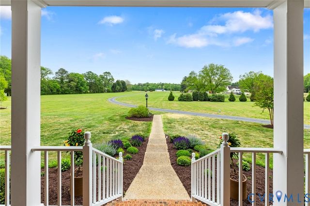 5346 Pole Green Rd, Mechanicsville, VA 23116