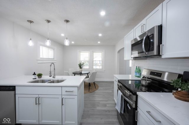 4839 Rosslyn Avenue, Indianapolis, IN 46205