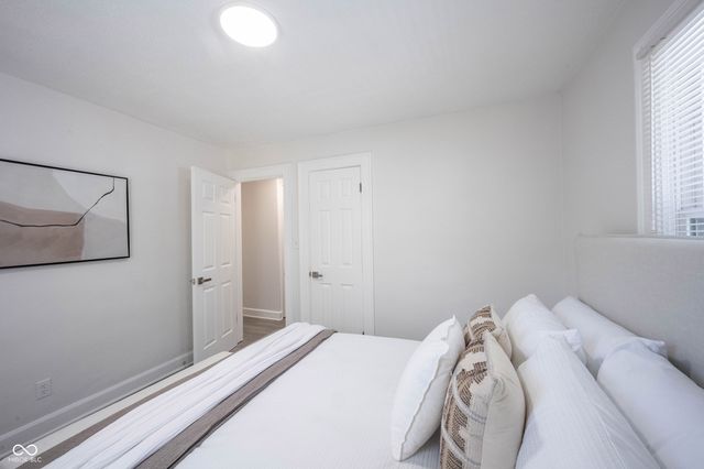 4839 Rosslyn Avenue, Indianapolis, IN 46205