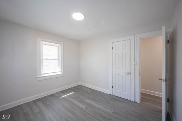 4839 Rosslyn Avenue, Indianapolis, IN 46205