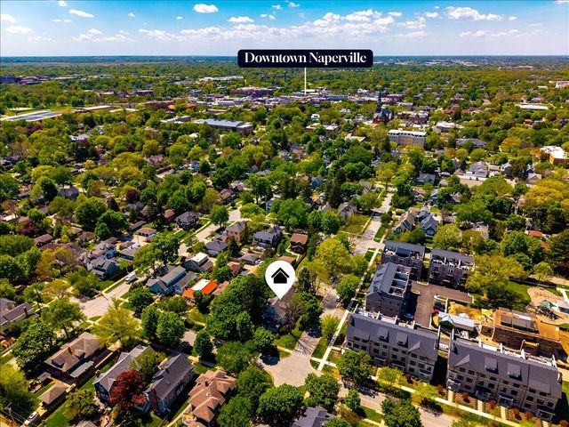 23 N Columbia Street, Naperville, IL 60540