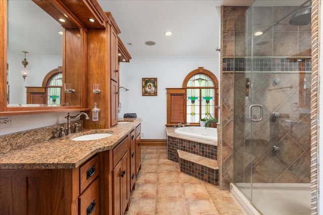 23 N Columbia Street, Naperville, IL 60540