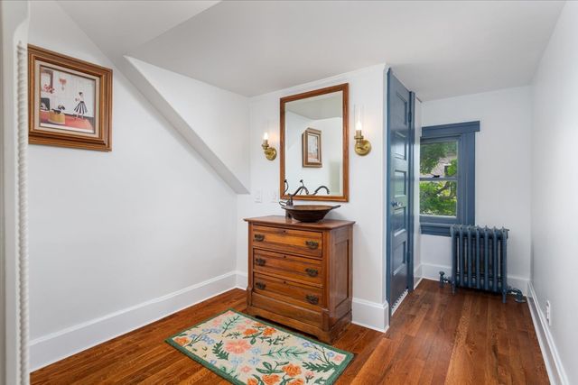 23 N Columbia Street, Naperville, IL 60540